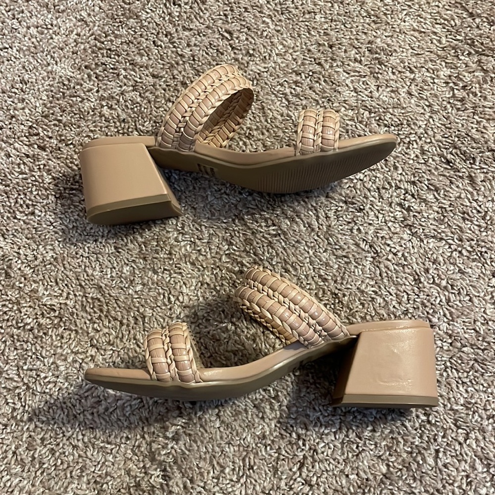 Dolce Vita Sandals